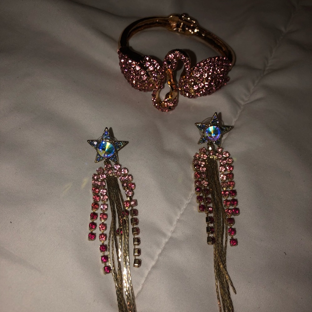 Bracelet and earrings set